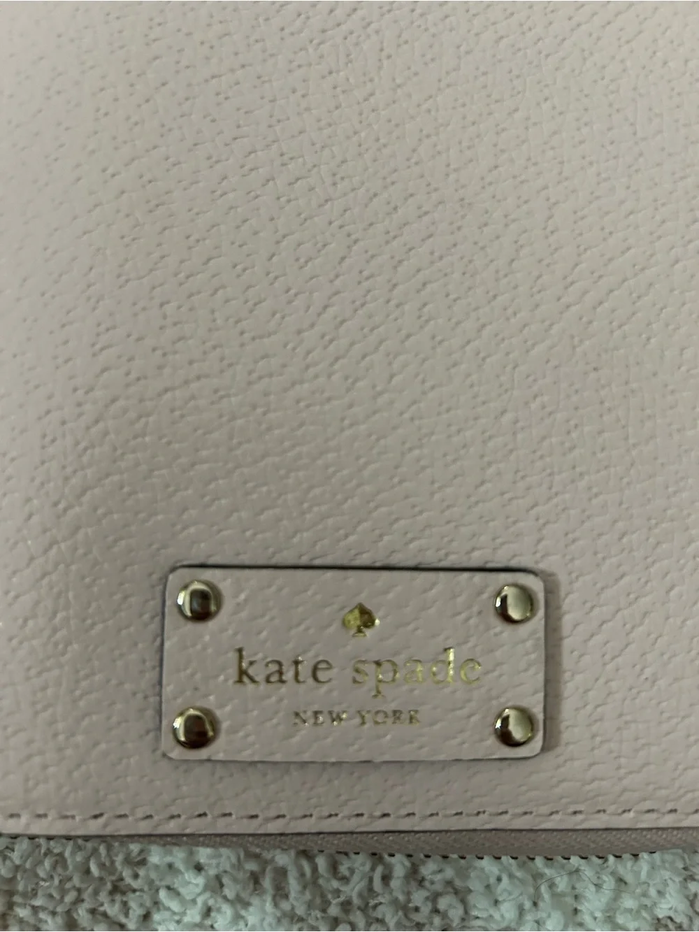 kate spade Wellesley Light Pink Zip personal size planner with Gold detail.